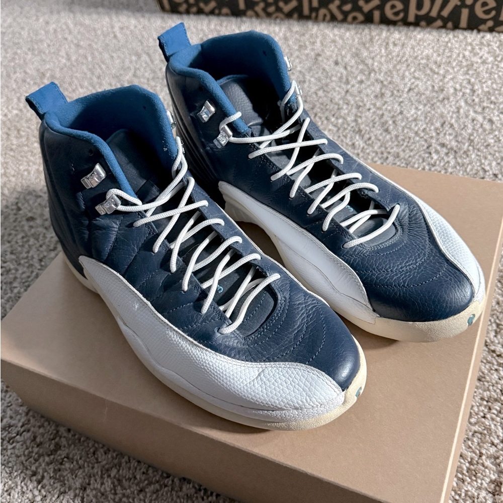 Air Jordan 12 Retro 'Obsidian' 2012